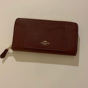 coach burgundy wallet